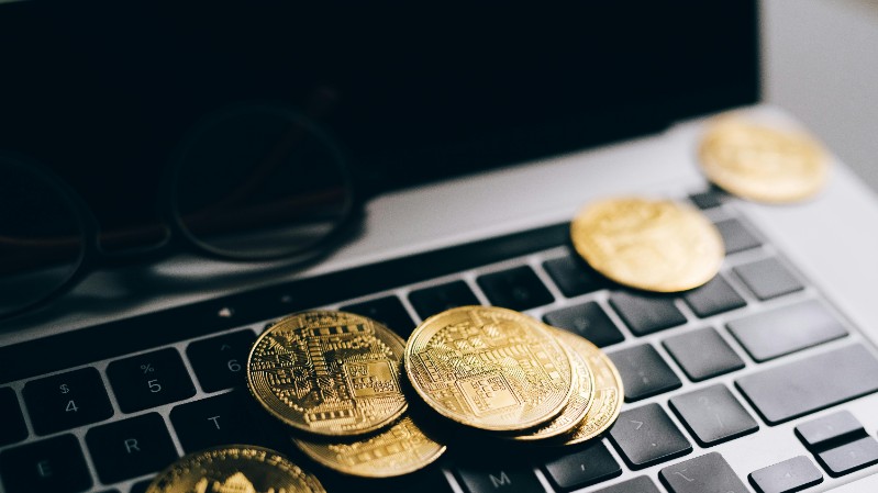 Stablecoins under MiCA: What it means to be compliant