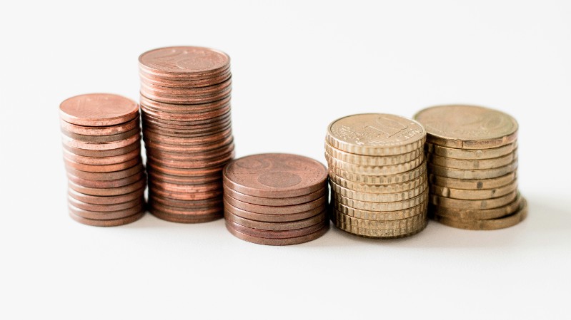 What should non-bank lenders consider when seeking capital to grow?