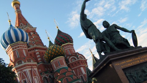 Putin orders Russian bank to cooperate with China on AI