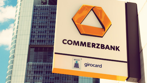 Commerzbank faces €200m hit after ditching HSBC outsourcing deal